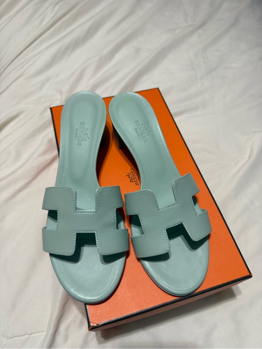 Hermes Oasis Sandal - Picture 3 of 7